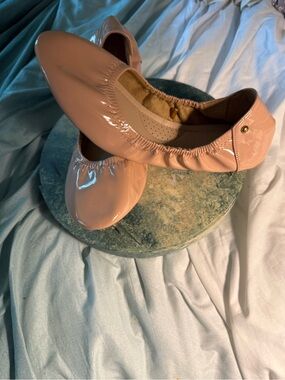 Patent Ballet Flats in Blush (Women’s)